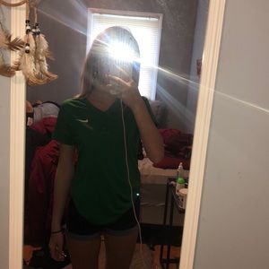 Short sleeve green Nike tee